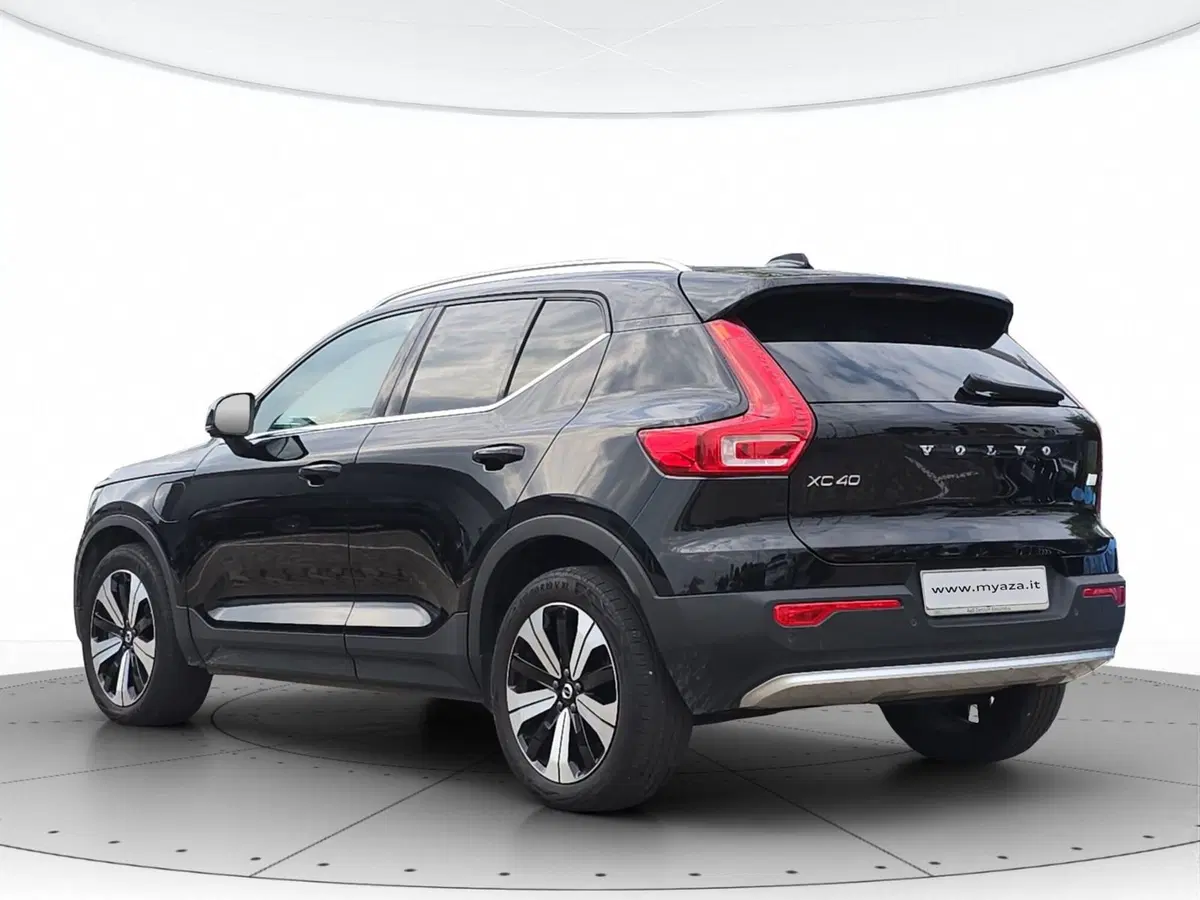 Volvo XC40 usata a Cuneo (4)