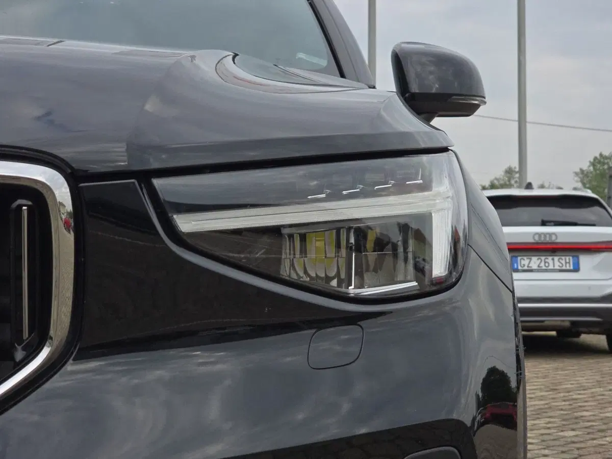 Volvo XC40 usata a Cuneo (6)