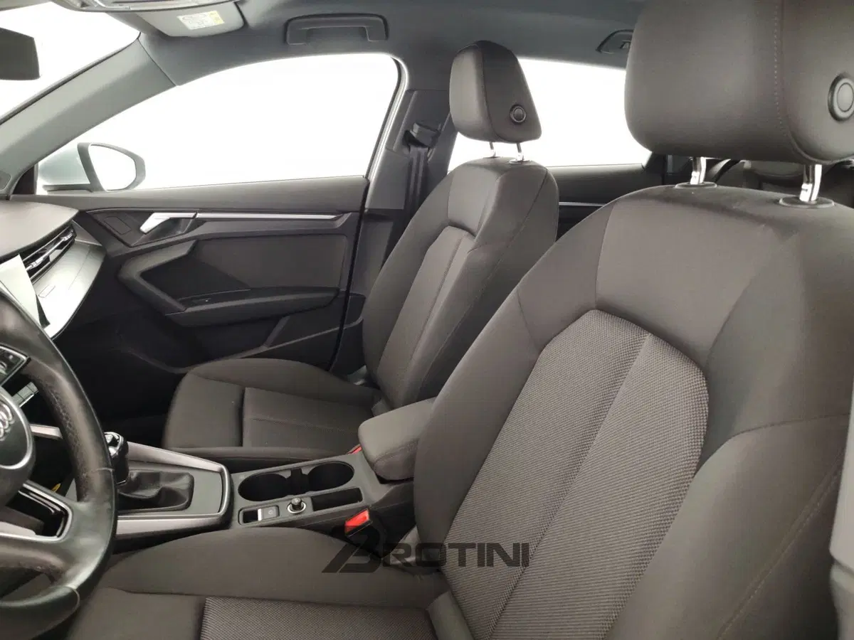 Audi A3 Sedan usata a Massa-Carrara (9)