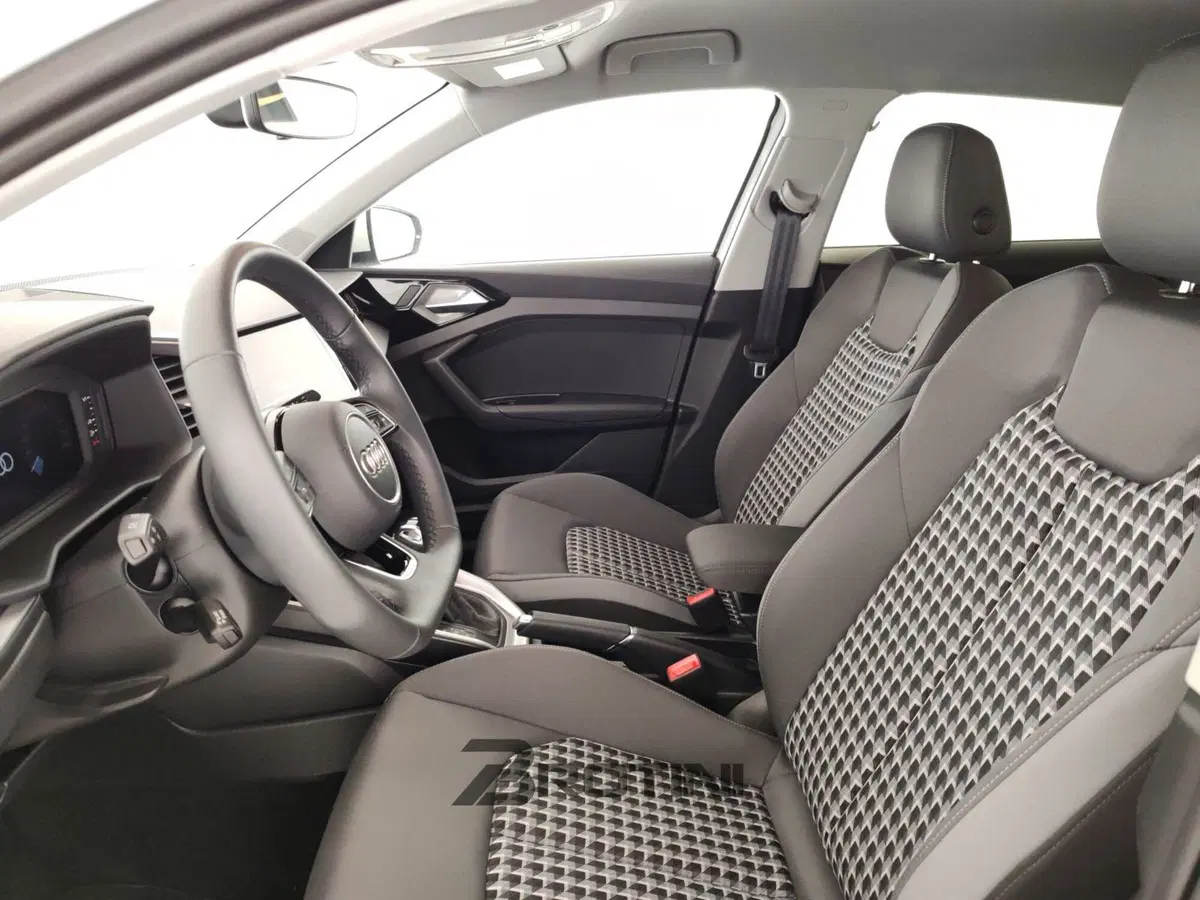 Audi A1 allstreet usata a Massa-Carrara (7)
