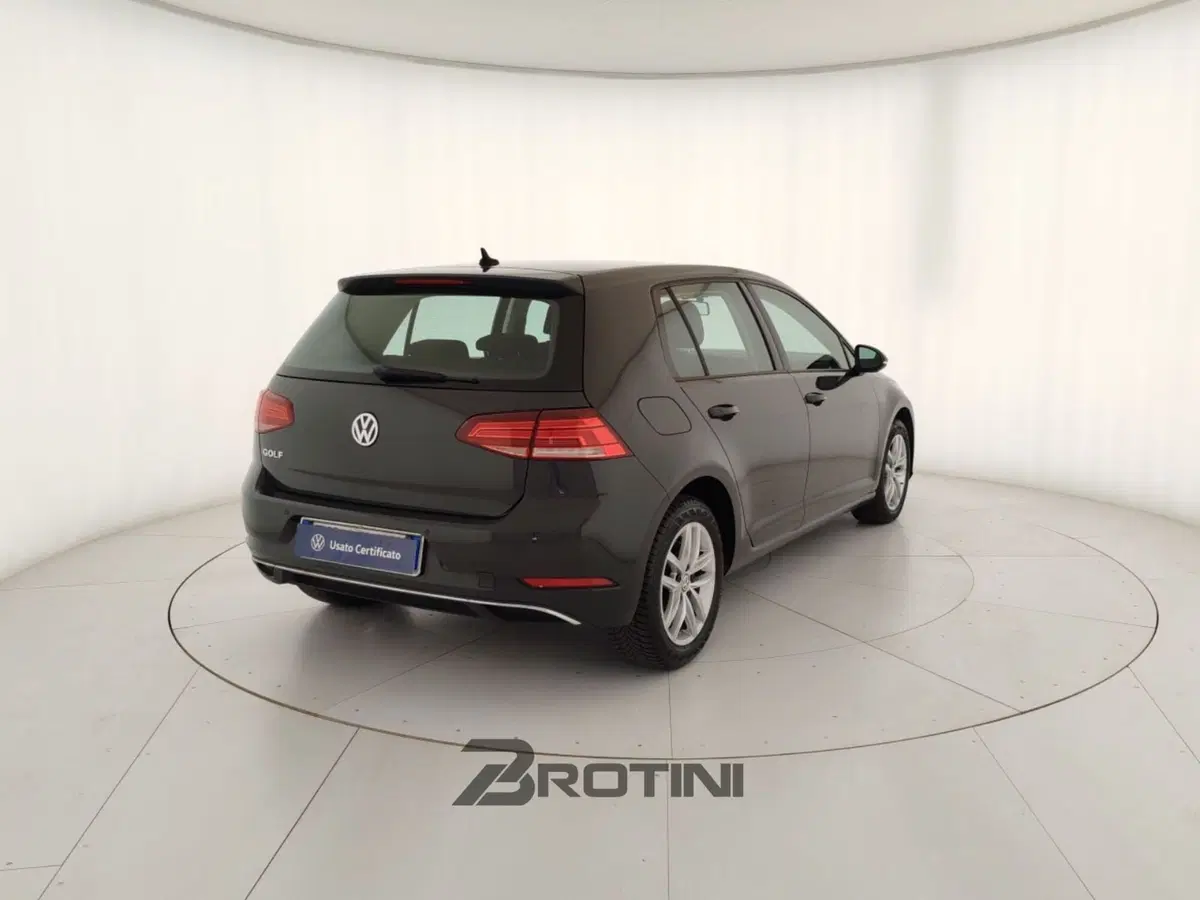 Volkswagen Golf usata a Massa-Carrara (3)