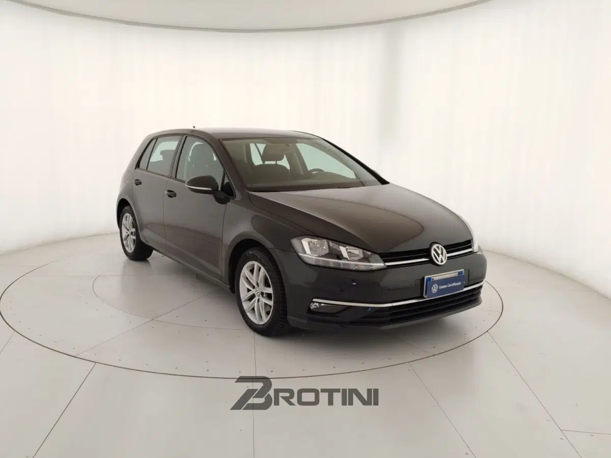 Volkswagen Golf usata a Massa-Carrara (4)