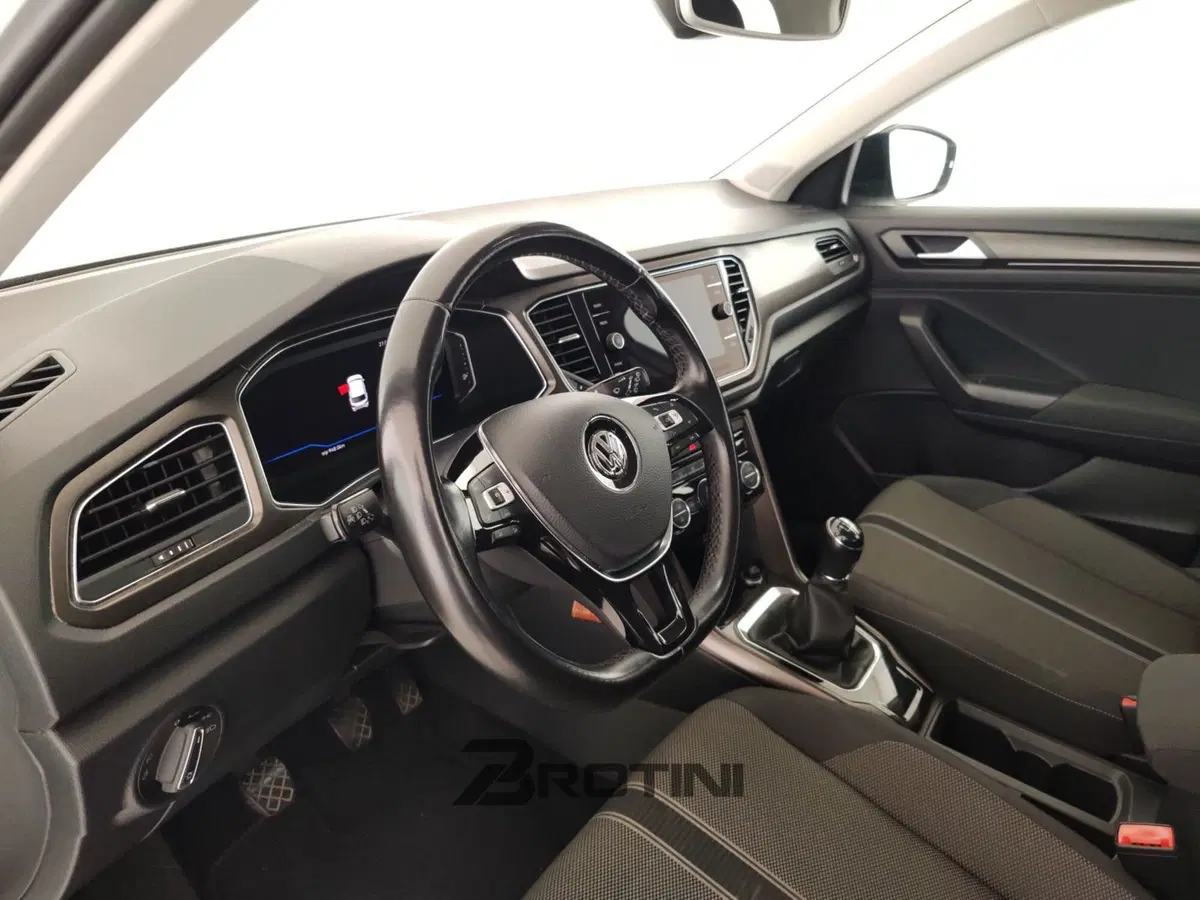 Volkswagen T-Roc usata a Massa-Carrara (8)