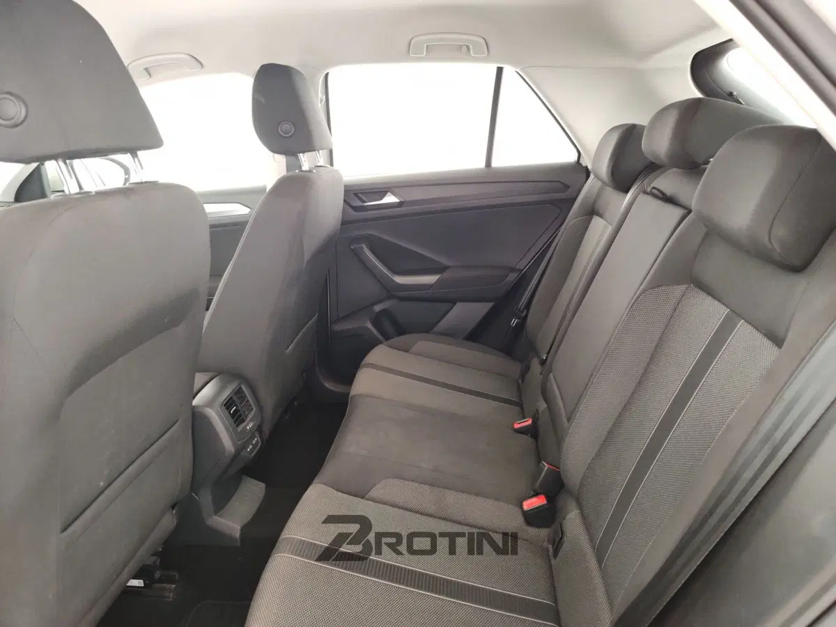 Volkswagen T-Roc usata a Massa-Carrara (10)