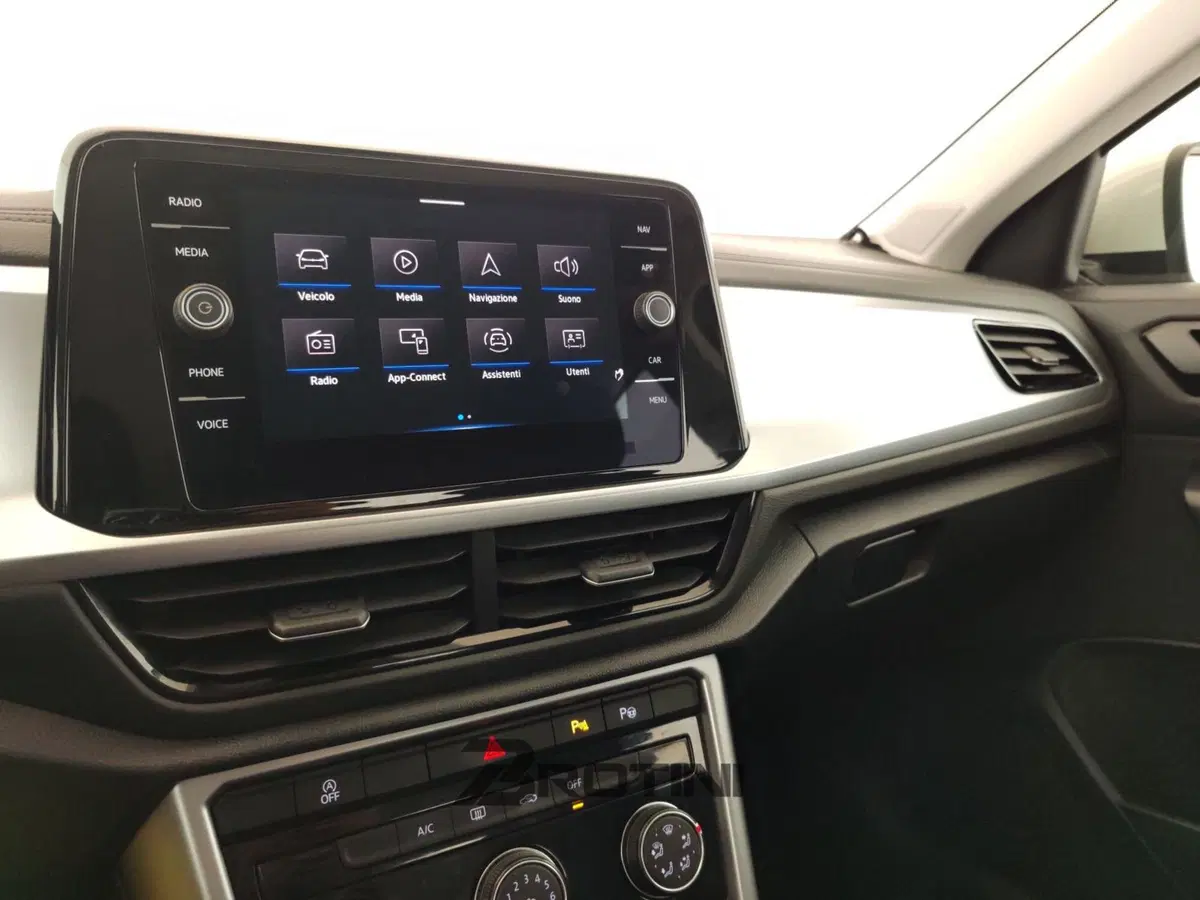 Volkswagen T-Roc usata a Massa-Carrara (11)