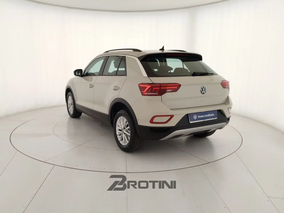 Volkswagen T-Roc usata a Massa-Carrara (2)