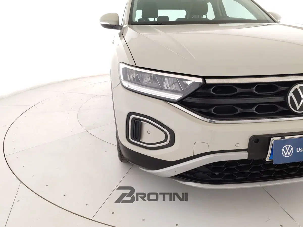 Volkswagen T-Roc usata a Massa-Carrara (5)