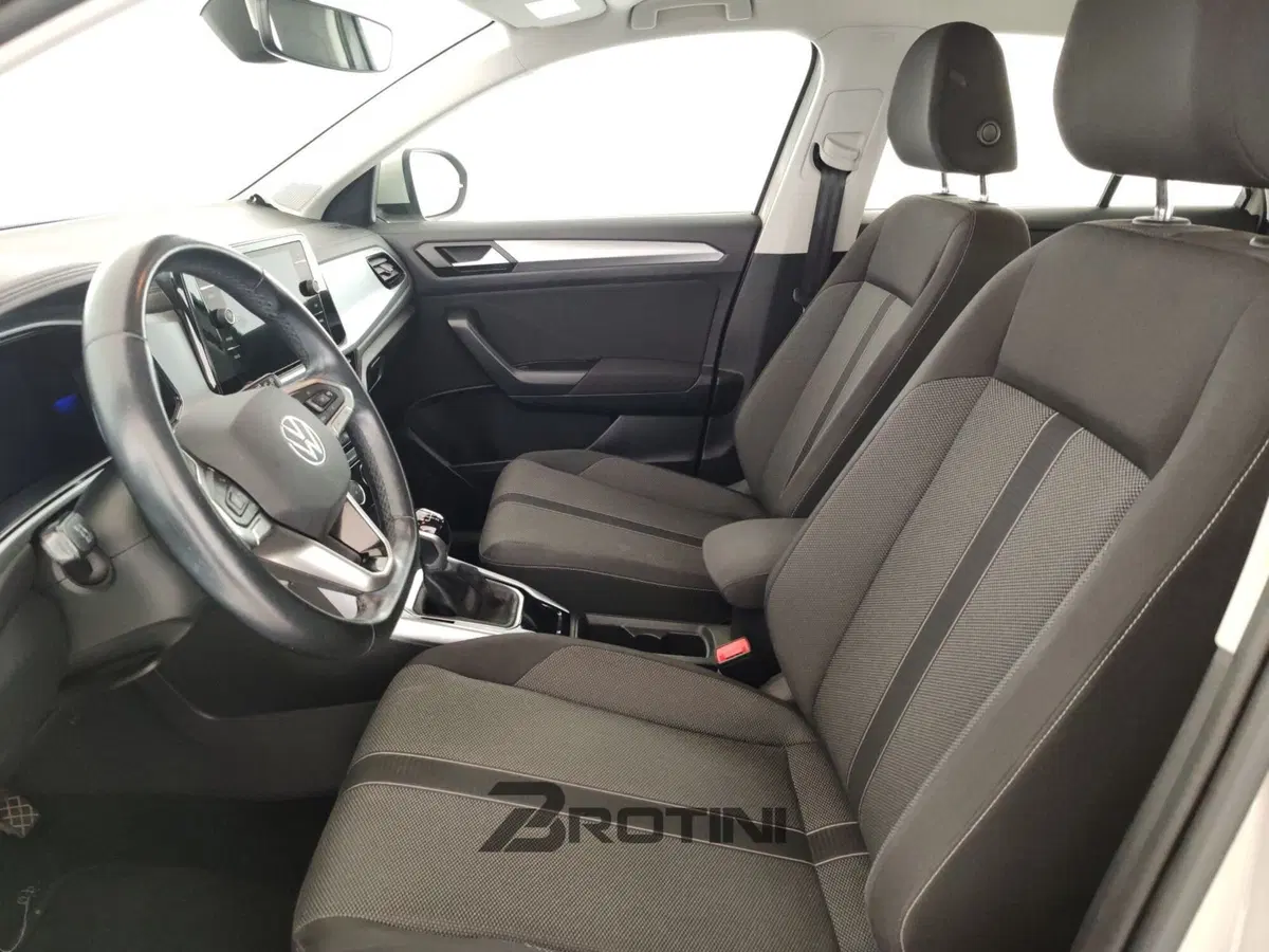 Volkswagen T-Roc usata a Massa-Carrara (7)