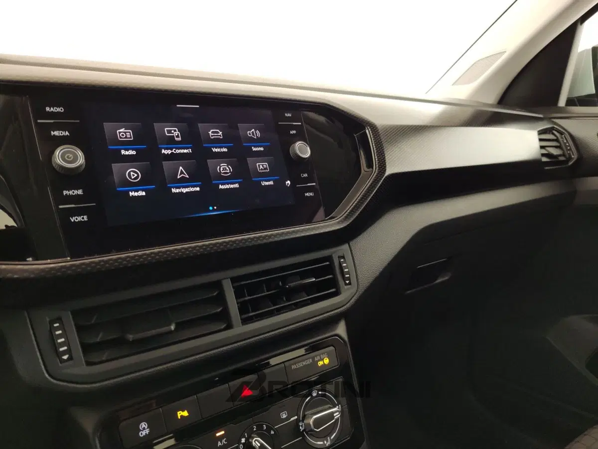 Volkswagen T-Cross usata a Massa-Carrara (11)