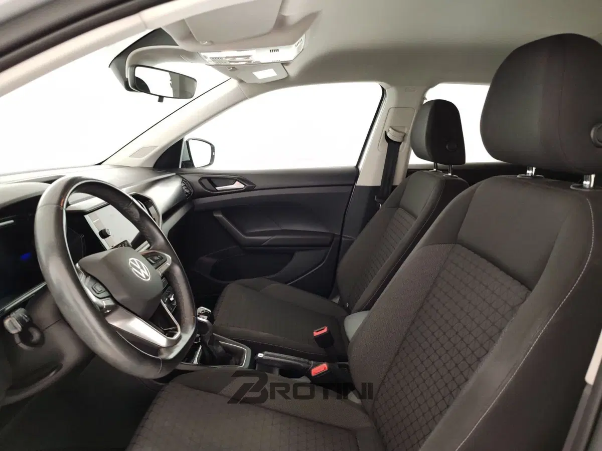Volkswagen T-Cross usata a Massa-Carrara (7)