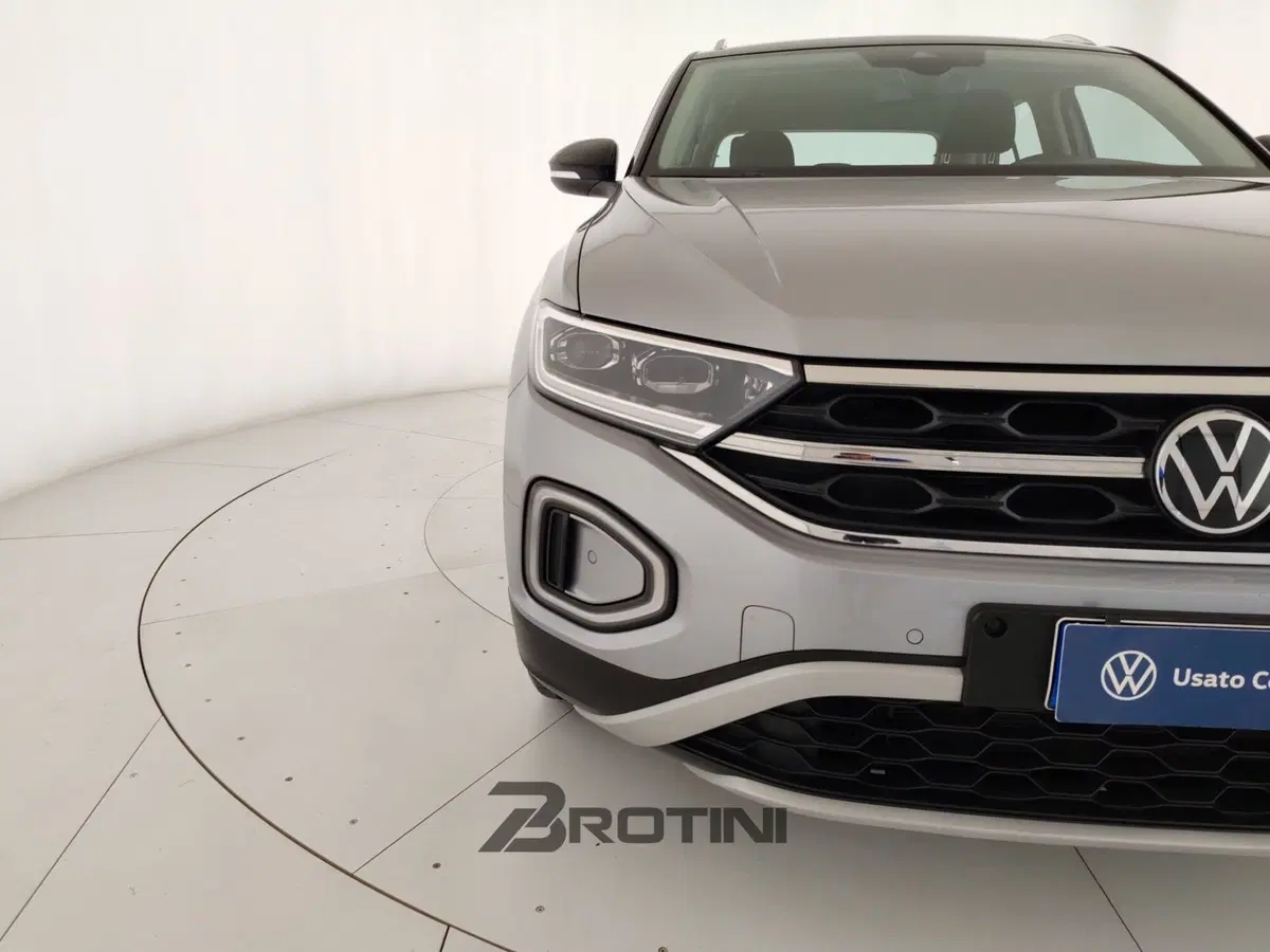Volkswagen T-Roc usata a Massa-Carrara (5)