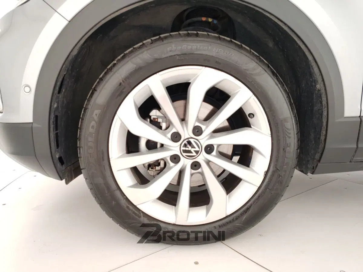 Volkswagen T-Roc usata a Massa-Carrara (6)