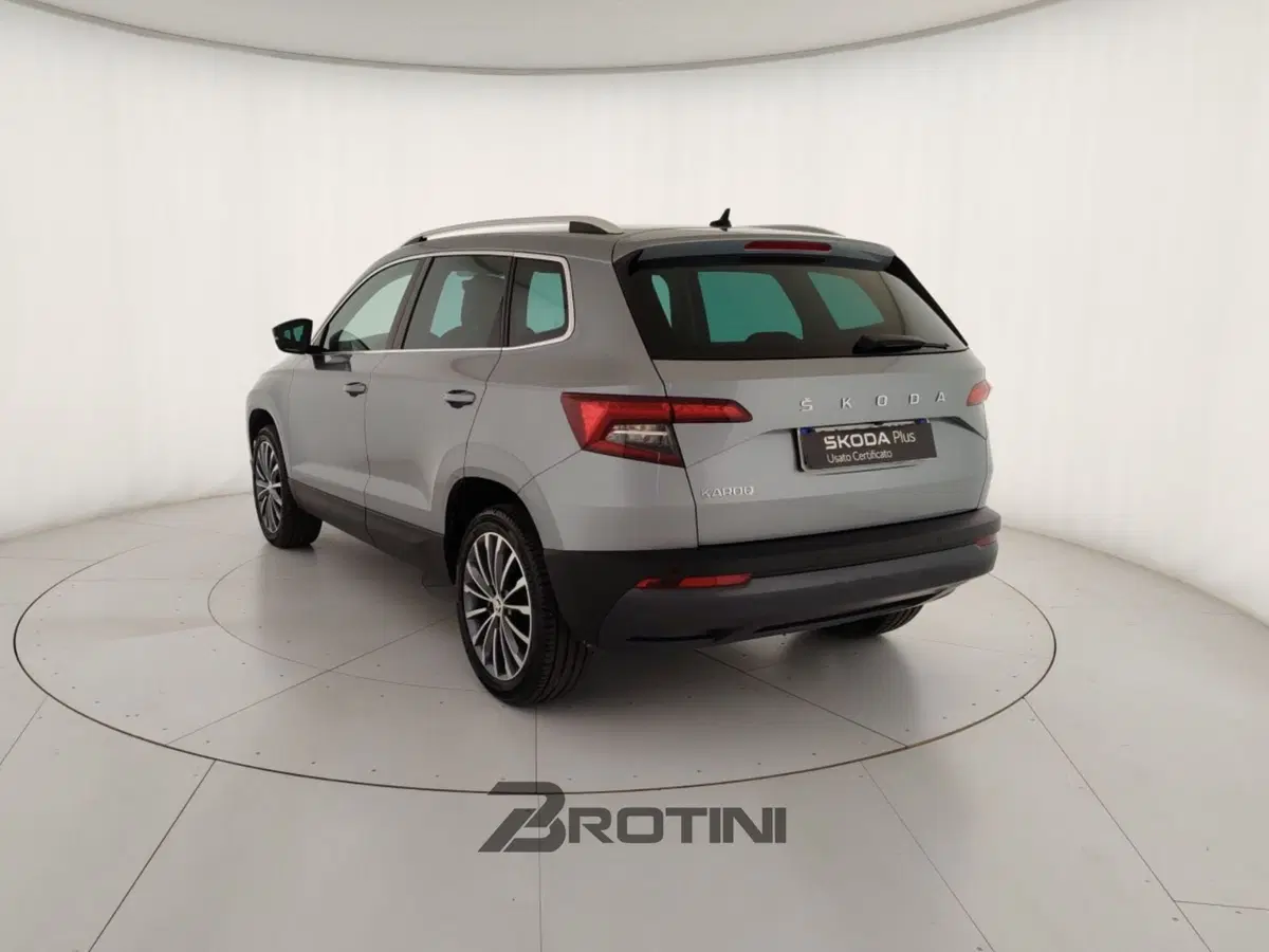 Skoda Karoq usata a Massa-Carrara (2)