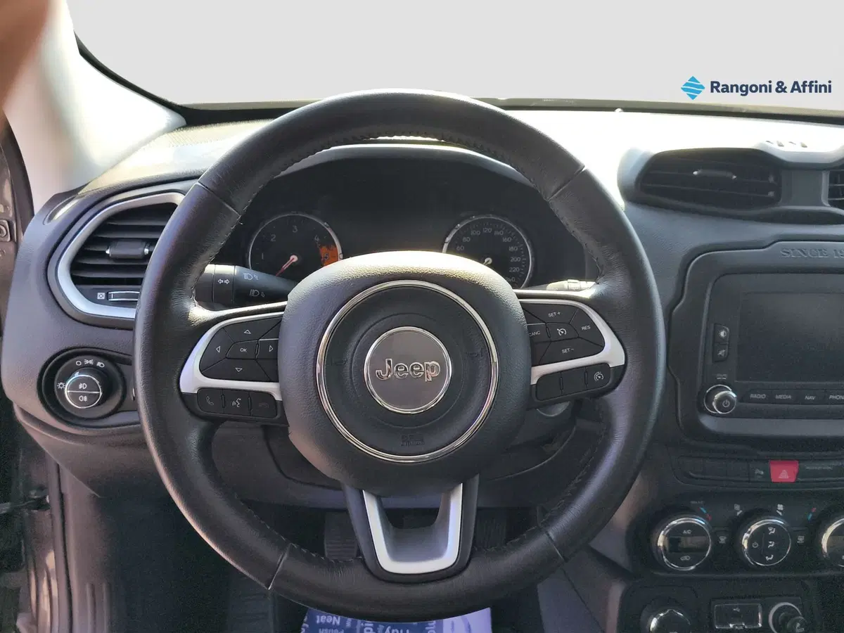 Jeep Renegade usata a Brescia (7)