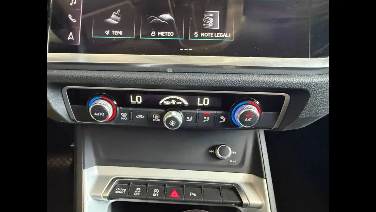Audi Q3 Sportback usata a Palermo (10)