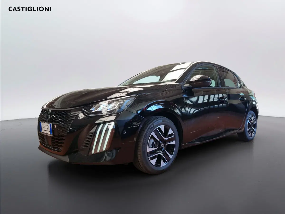 Peugeot 208 nuova a Varese