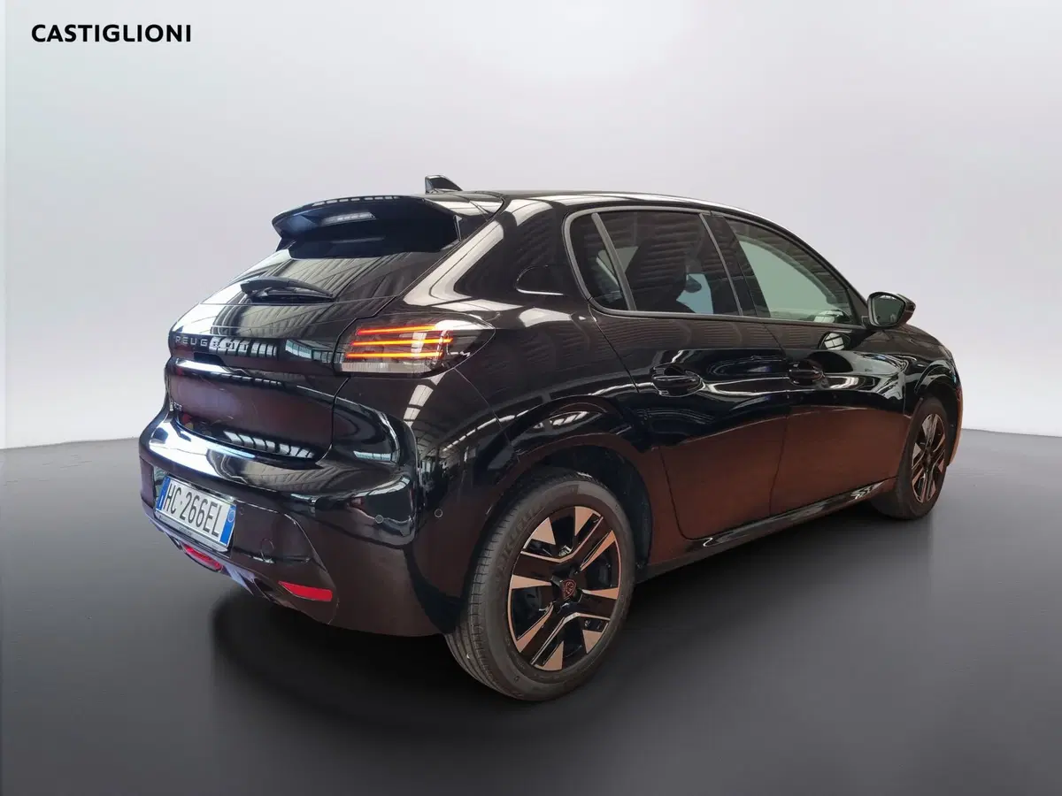 Peugeot 208 nuova a Varese (17)
