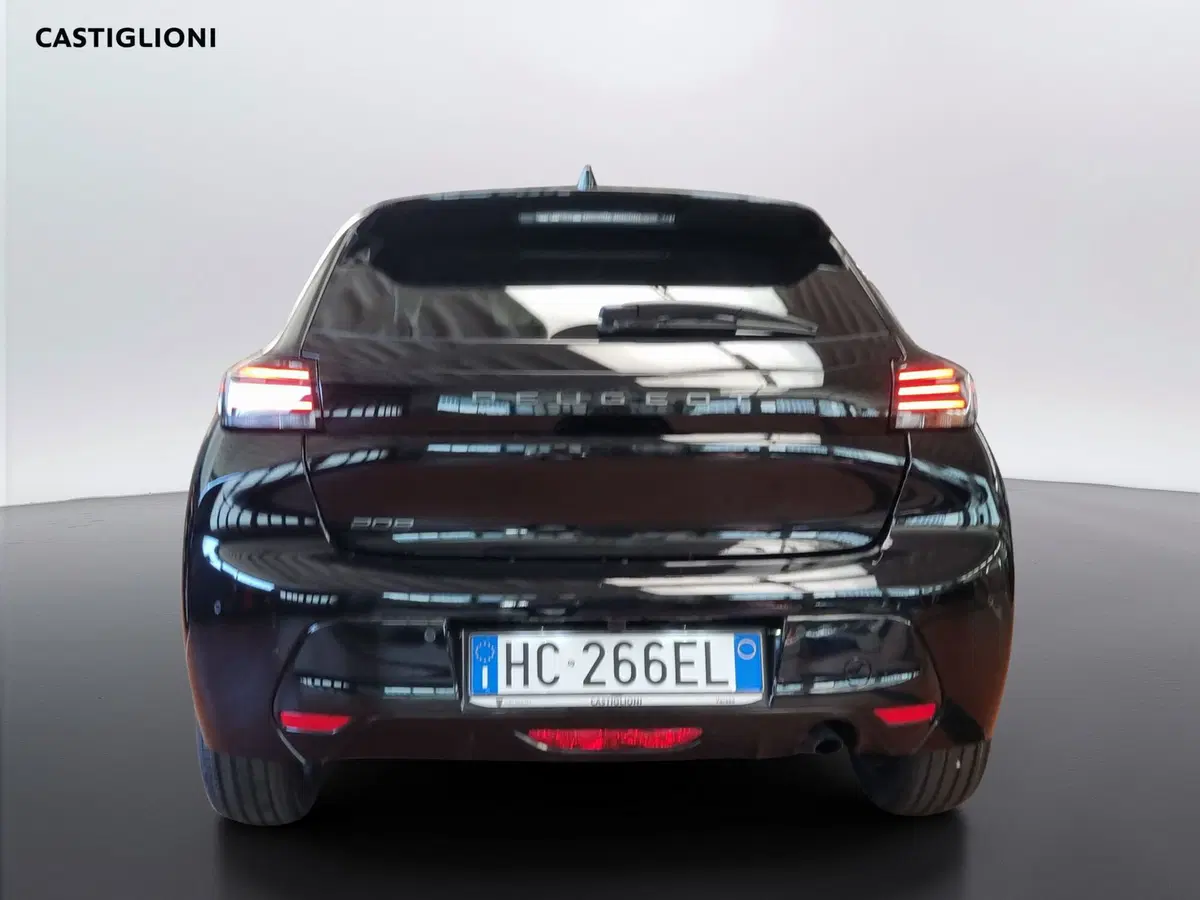 Peugeot 208 nuova a Varese (5)