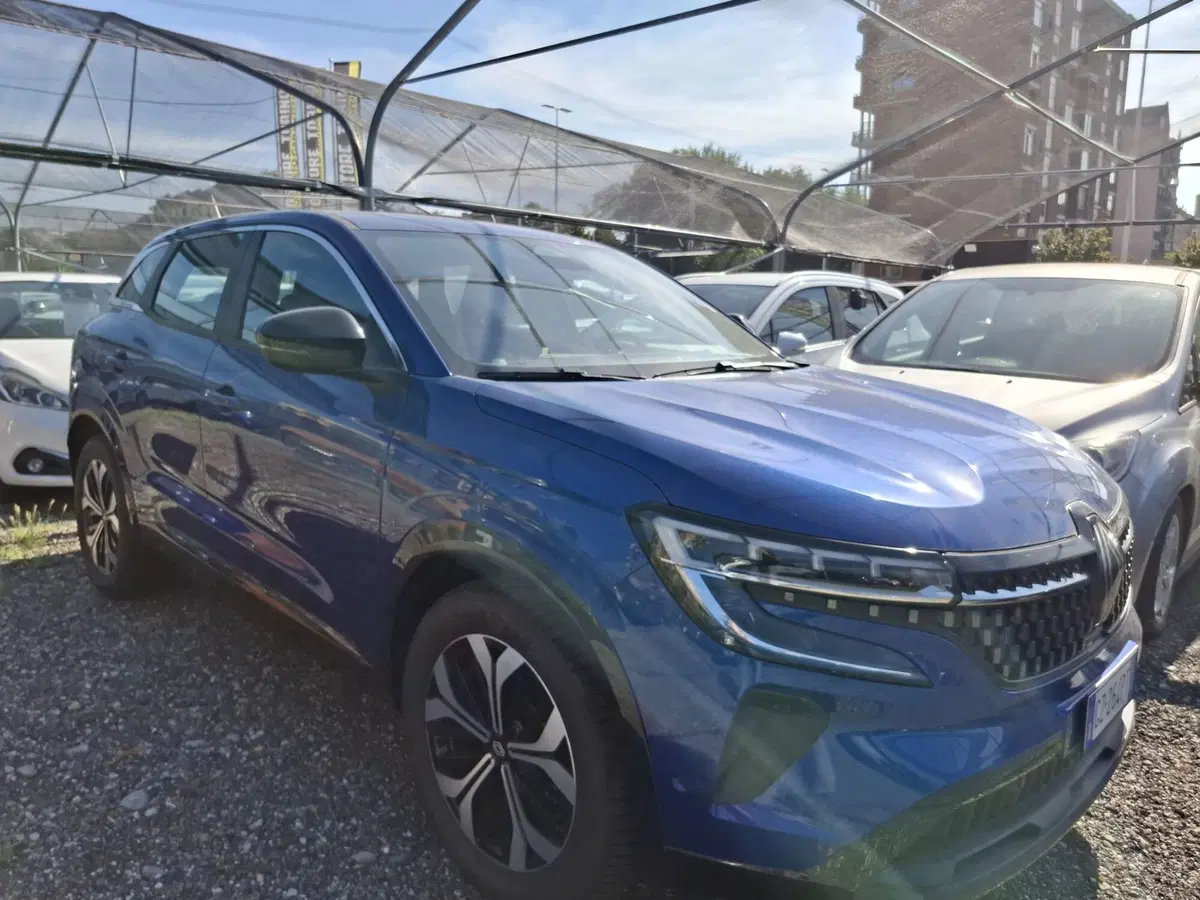 Renault Austral nuova a Torino (16)