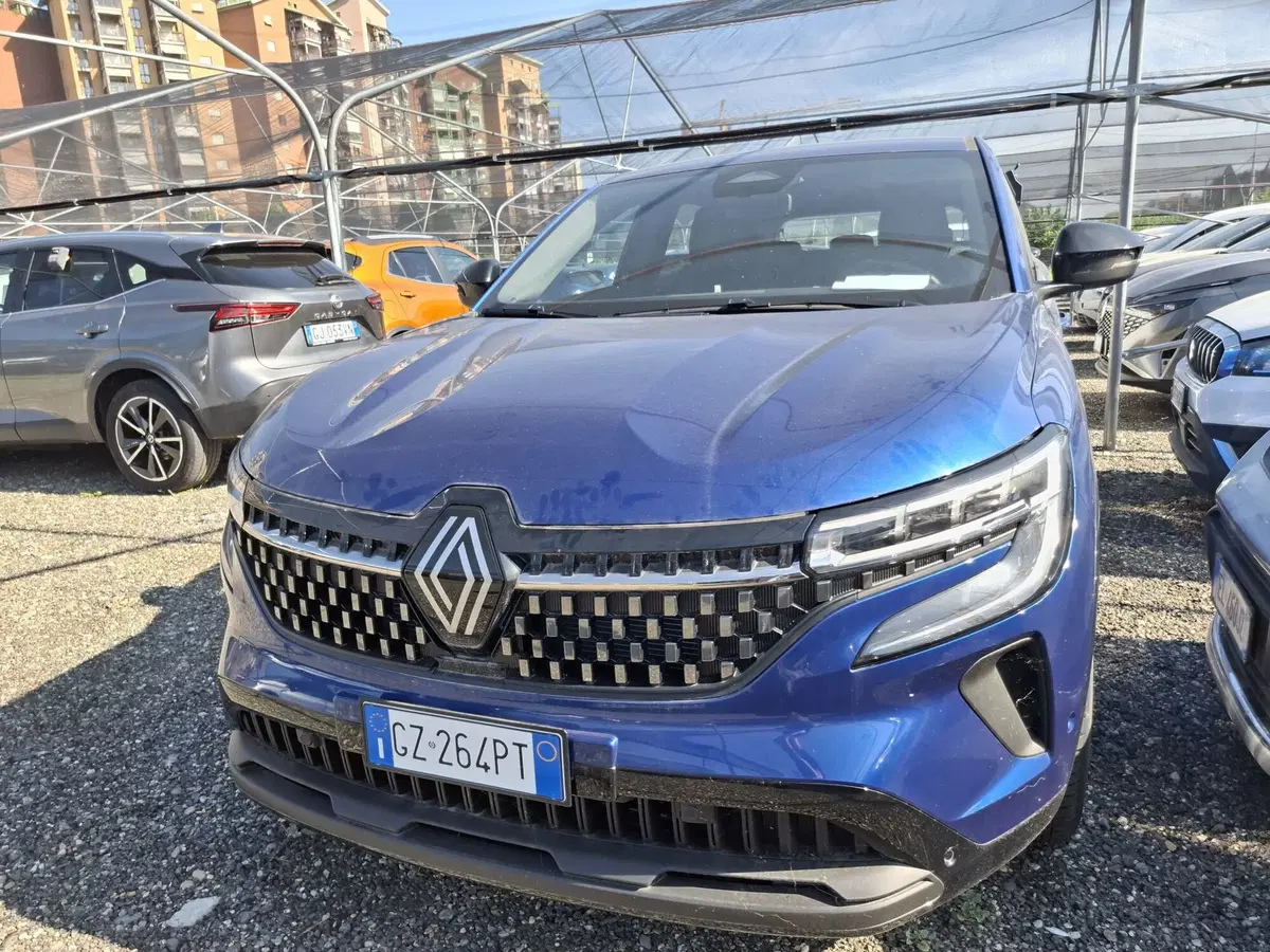 Renault Austral nuova a Torino (18)