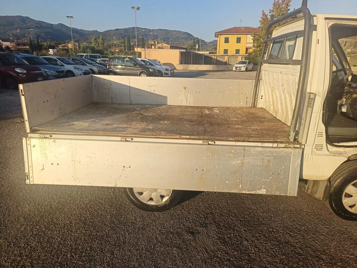 Piaggio Porter usata a Pistoia (10)