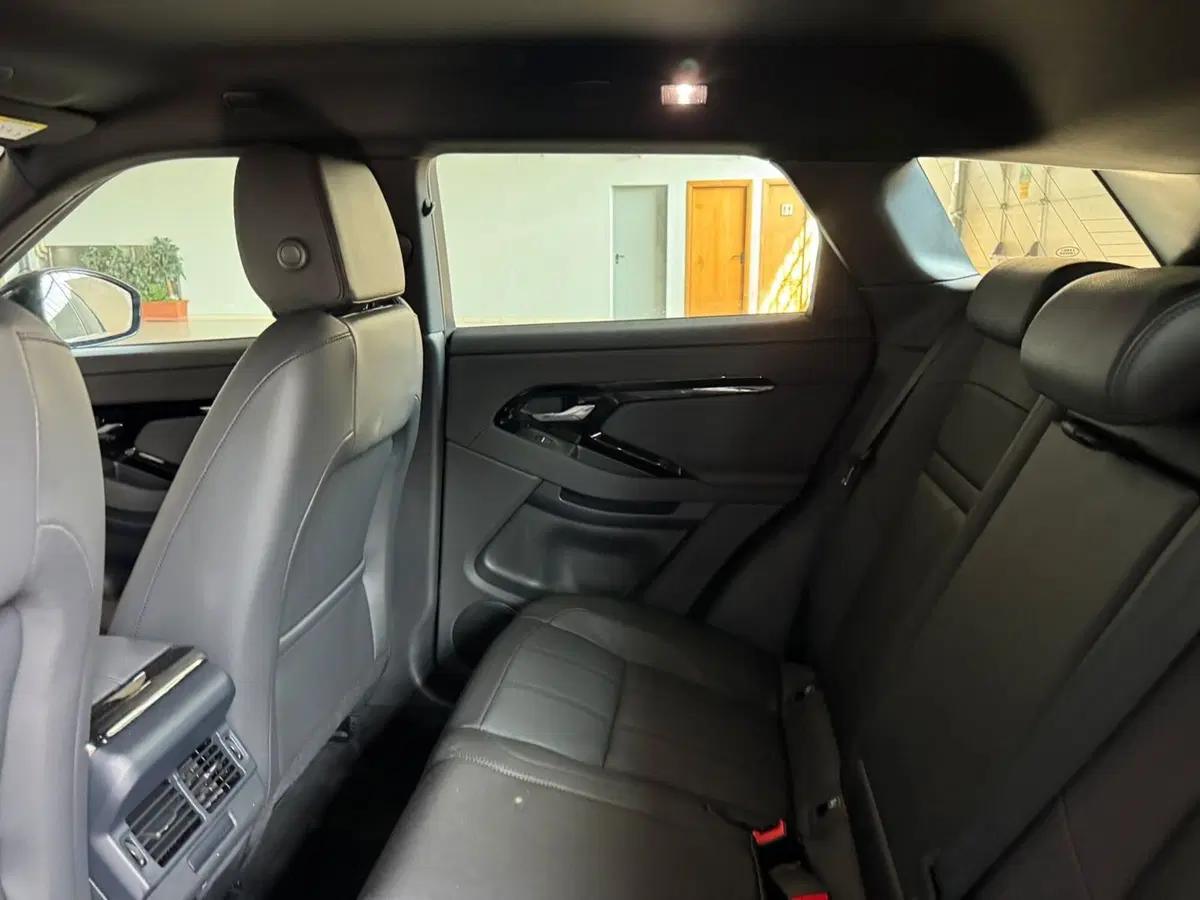 Land Rover Range Rover Evoque nuova a Monza e Brianza (14)