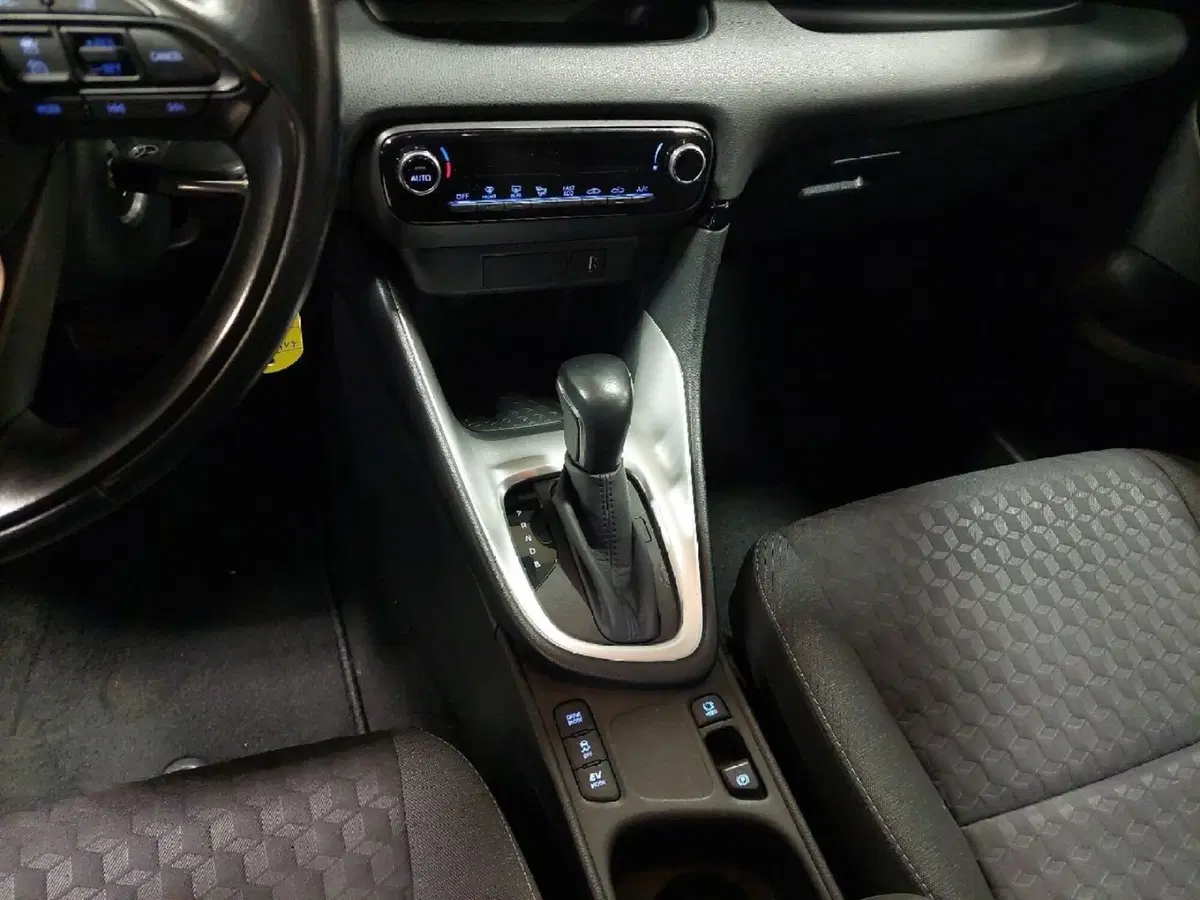 Toyota Yaris usata a Modena (16)