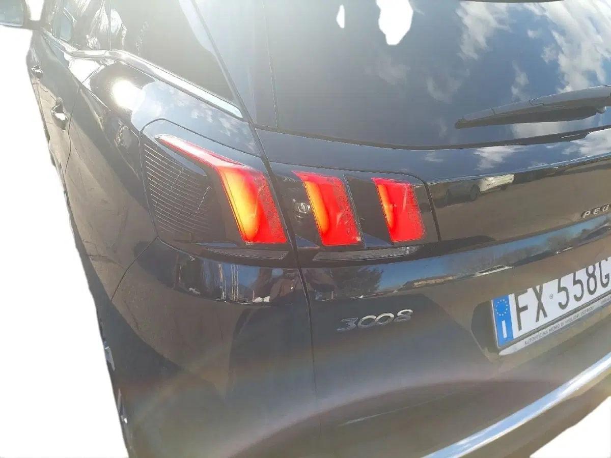 Peugeot 3008 usata a Modena (9)