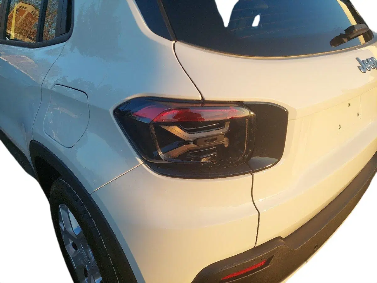 Jeep Avenger nuova a Modena (9)