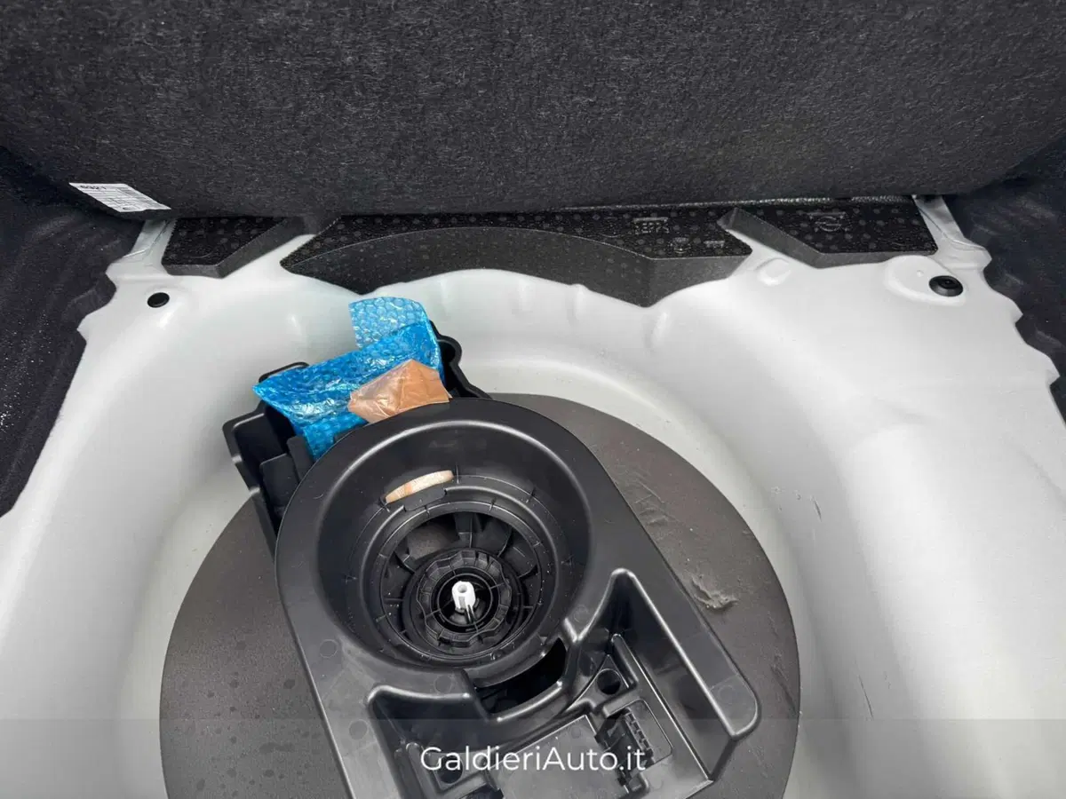 Opel Corsa usata a Salerno (13)