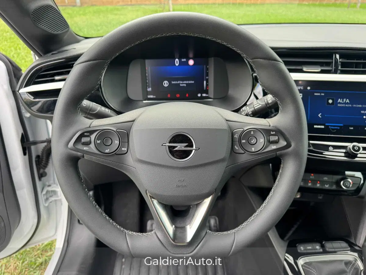 Opel Corsa usata a Salerno (18)