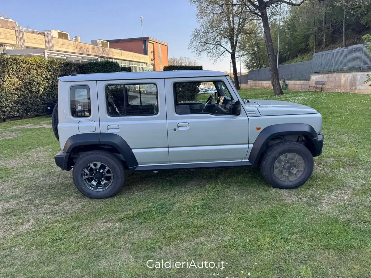 Suzuki Jimny nuova a Salerno (13)