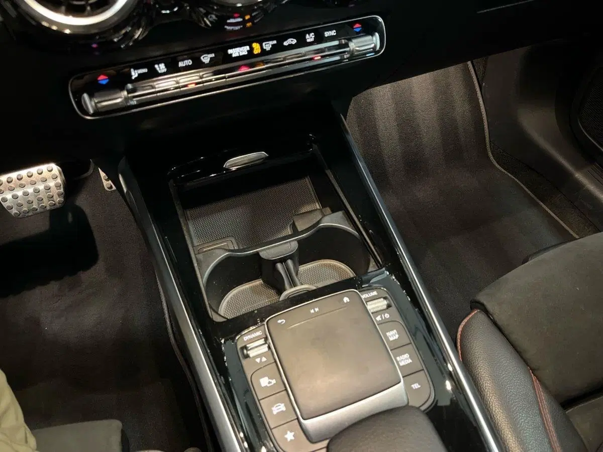 Mercedes-Benz GLB usata a Firenze (14)