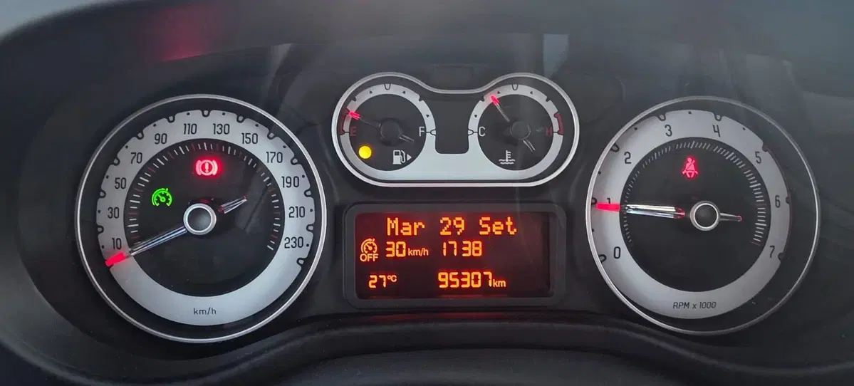 Fiat 500L usata a Firenze (10)