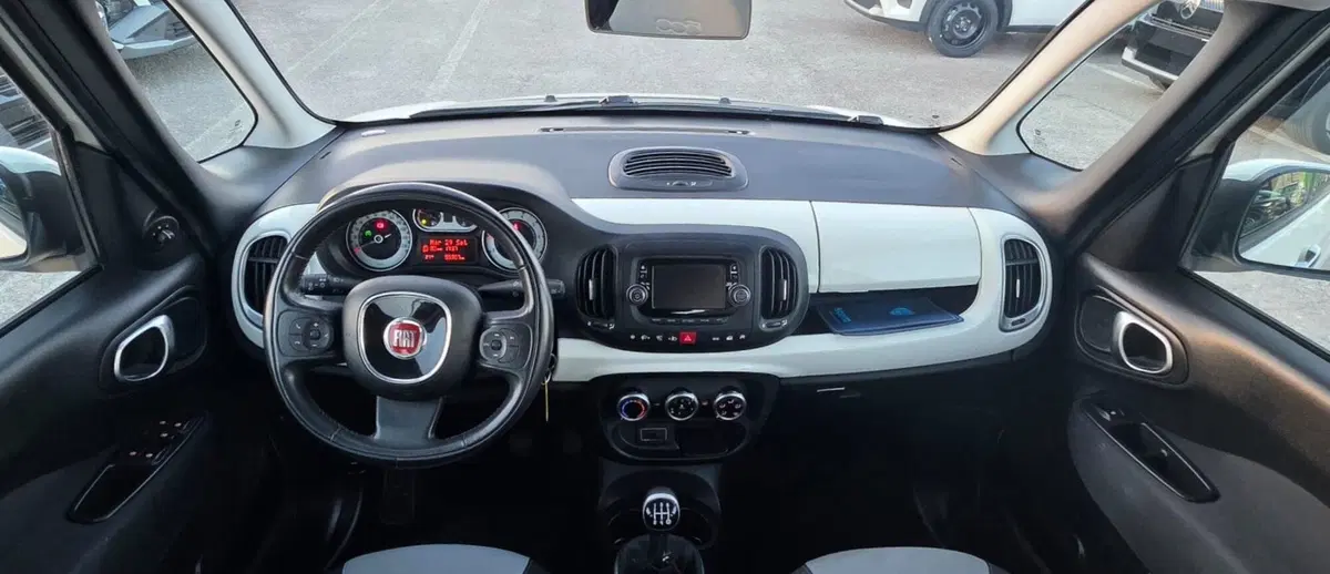 Fiat 500L usata a Firenze (8)