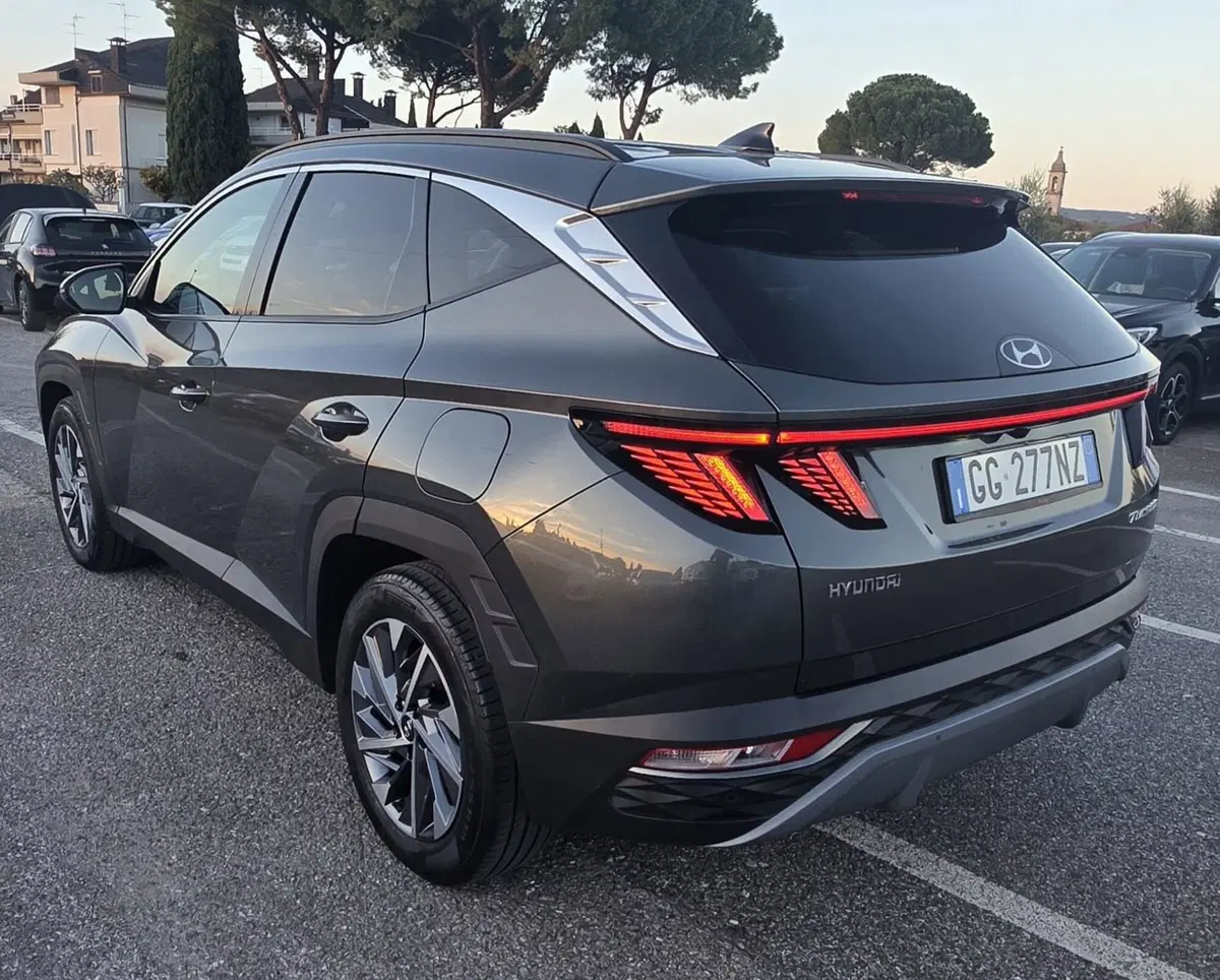 Hyundai Tucson usata a Firenze (2)