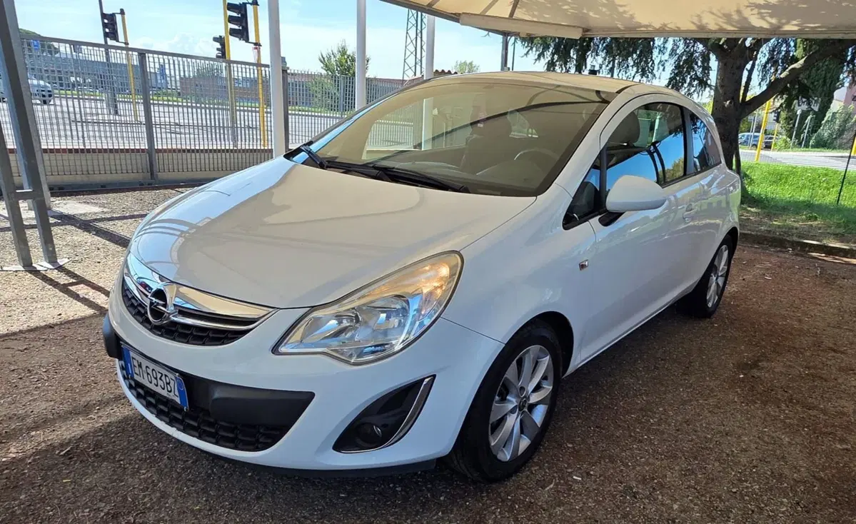 Opel Corsa usata a Firenze