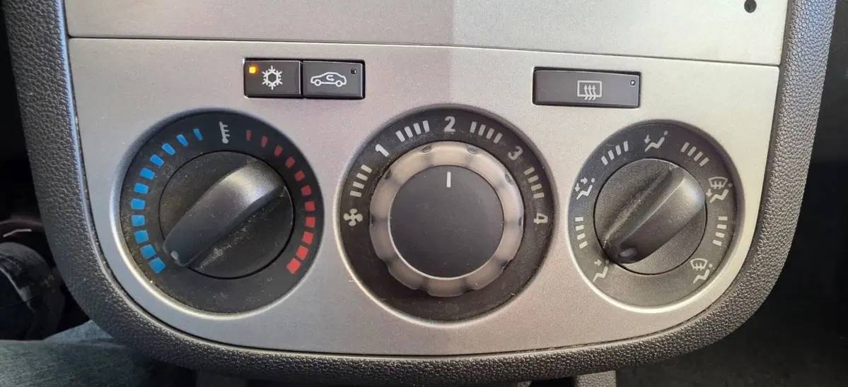 Opel Corsa usata a Firenze (13)