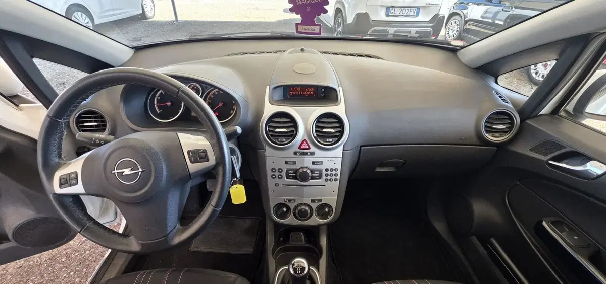 Opel Corsa usata a Firenze (8)