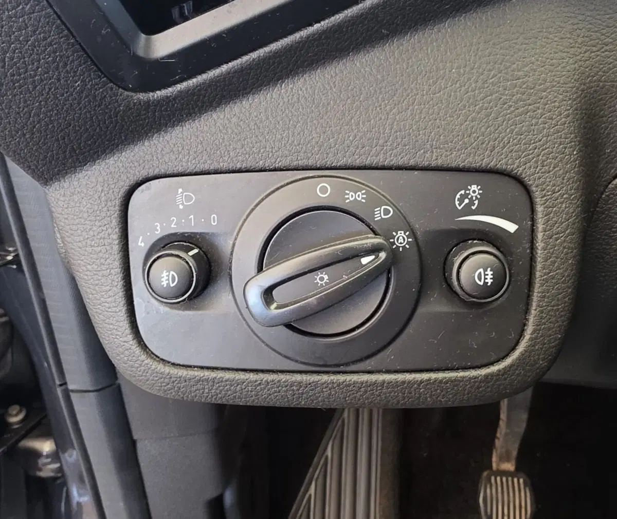 Ford Kuga usata a Firenze (19)