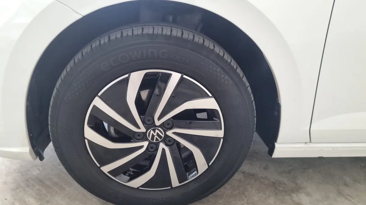 Volkswagen Polo usata a L'Aquila (9)