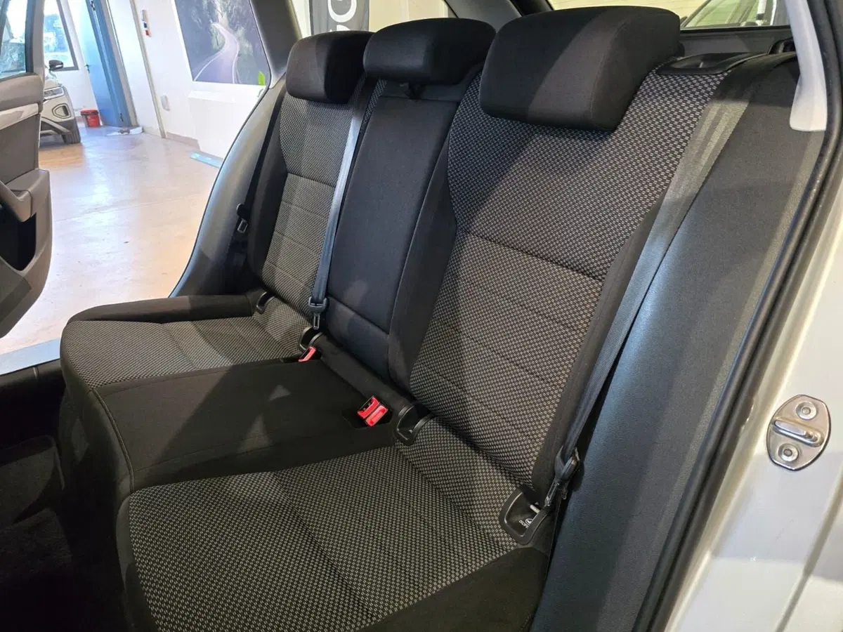 Skoda Octavia Station Wagon usata a Rimini (10)