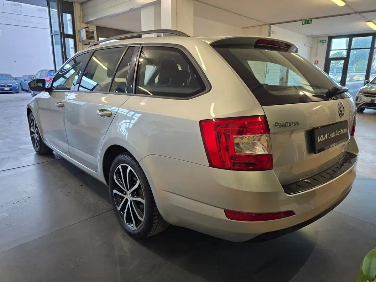 Skoda Octavia Station Wagon usata a Rimini (5)