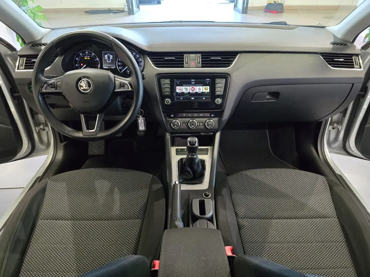 Skoda Octavia Station Wagon usata a Rimini (8)