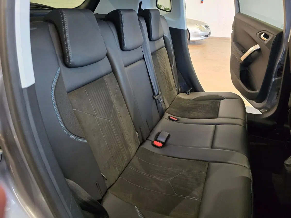 Peugeot 2008 usata a Rimini (14)