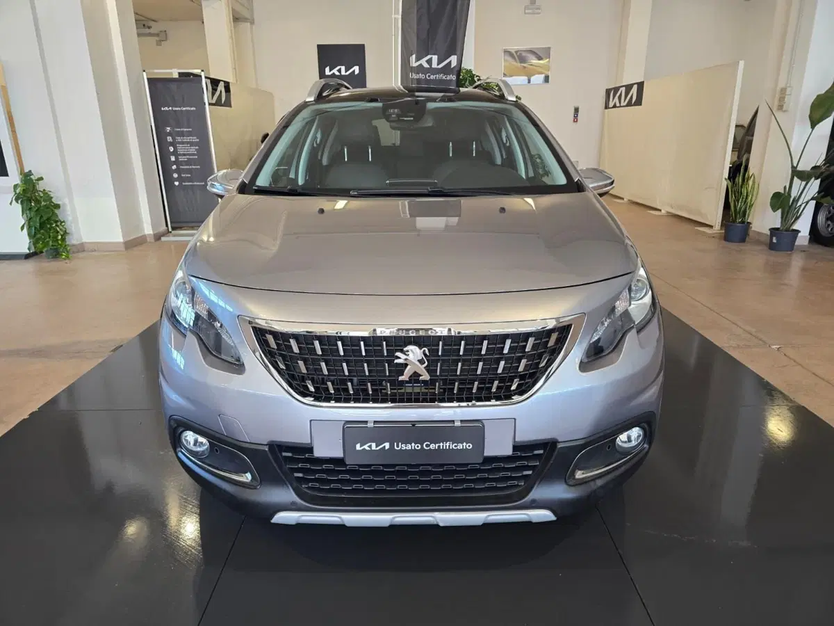 Peugeot 2008 usata a Rimini (2)