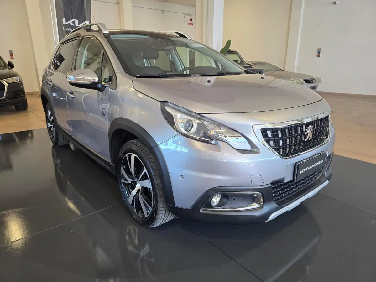 Peugeot 2008 usata a Rimini (3)