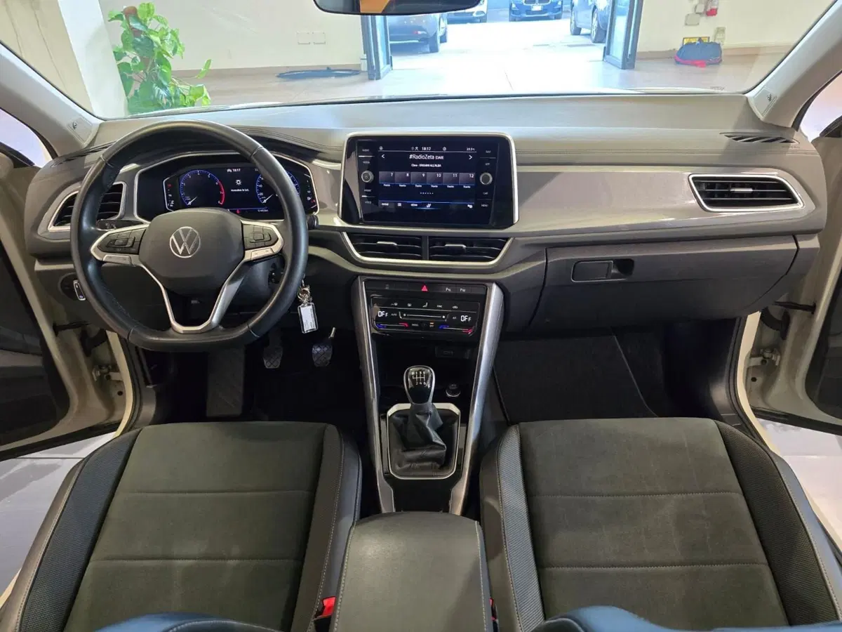 Volkswagen T-Roc usata a Rimini (8)