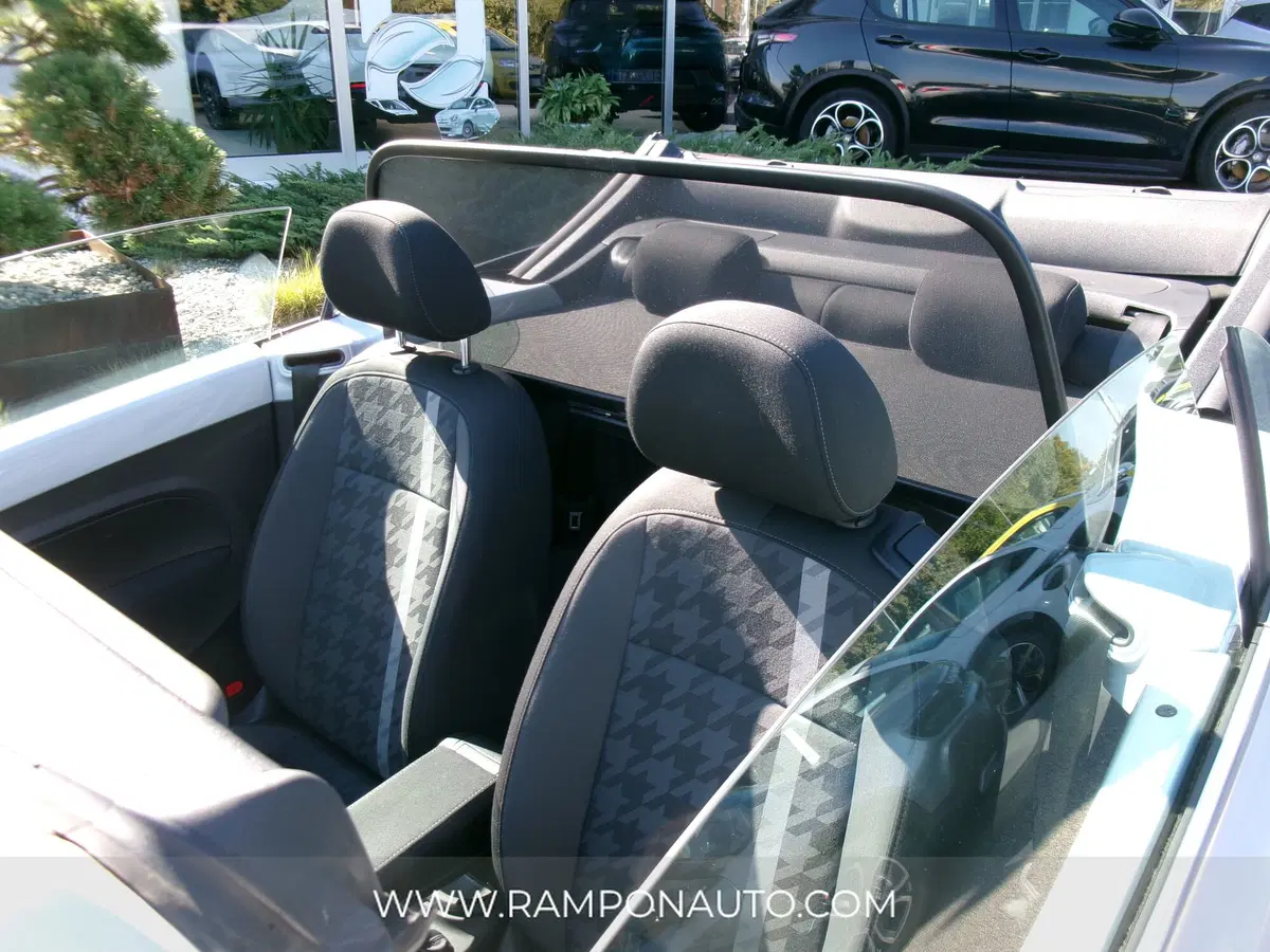 Volkswagen Maggiolino usata a Venezia (15)