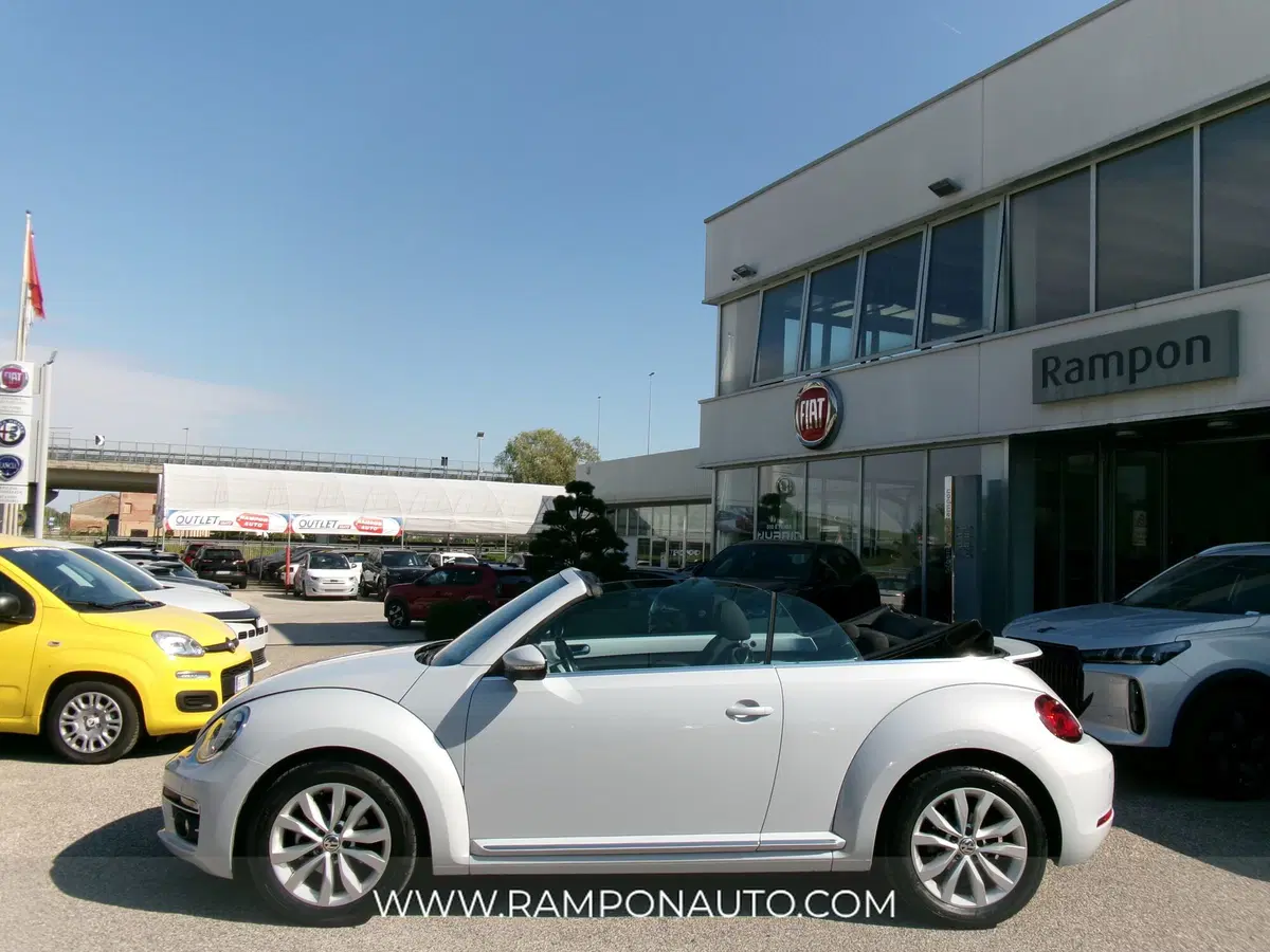Volkswagen Maggiolino usata a Venezia (2)
